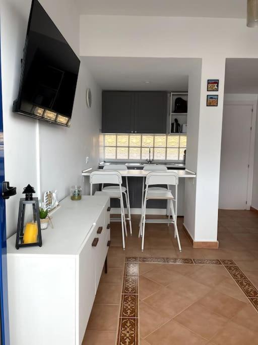 Costa Calma Sun & Beach Apartment - Wifi & Pool Buitenkant foto