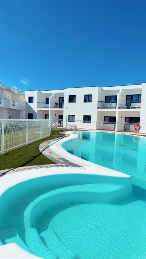 Costa Calma Sun & Beach Apartment - Wifi & Pool Buitenkant foto