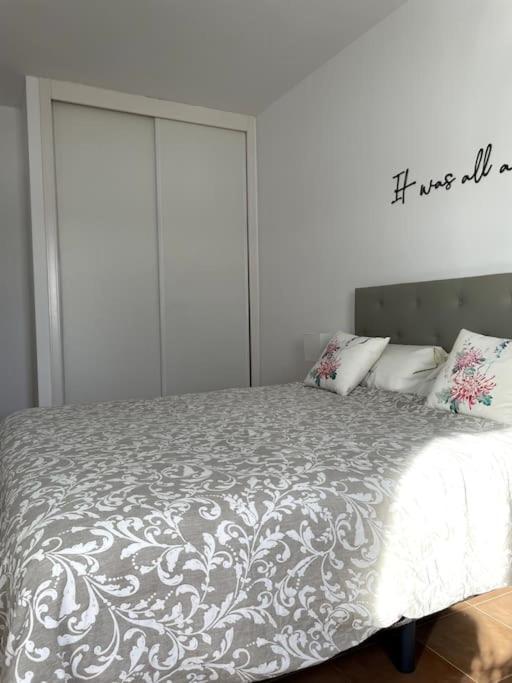 Costa Calma Sun & Beach Apartment - Wifi & Pool Buitenkant foto